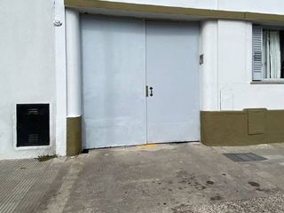 Foto 5 de Cochera En Alquiler - Donado Al 600