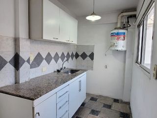 Foto 3 de Duplex en alquiler en San Antonio de Padua Norte