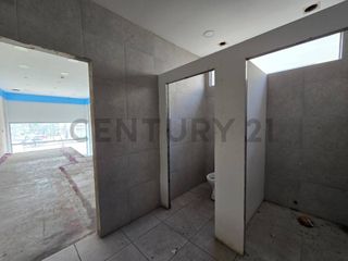 Foto 8 de Local Comercial Esquinero en Alquiler en Aurora