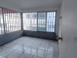 Foto 16 de Locales Comerciales Alquiler AV. Guzman Blanco - Piso 1 - LIMA CERCADO