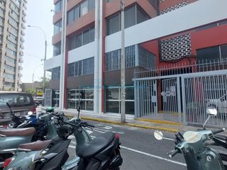 Foto 5 de Locales Comerciales Alquiler AV. Guzman Blanco - Piso 1 - LIMA CERCADO