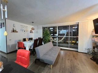 Foto 2 de SE VENDE APARTAMENTO EN GRAN GRANADA - ENGATIVA