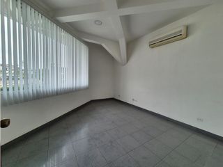 Foto 27 de COMPLEJO DE BODEGAS 9.616 m² EN ALQUILER – GUAYAQUIL – VA DAULE