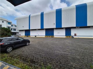 Foto 9 de COMPLEJO DE BODEGAS 9.616 m² EN ALQUILER – GUAYAQUIL – VA DAULE