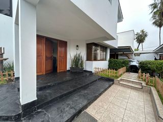 Foto 7 de CASA EN ENCANTADA DE VILLA- 2 PISOS - 4 DORM -AMPLIO JARDIN