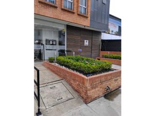 Foto 1 de Venta Consultorio Kra 16 con Calle 80 Country Bogota.
