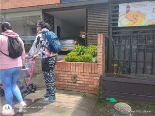 Foto 17 de Venta Consultorio Kra 16 con Calle 80 Country Bogota.
