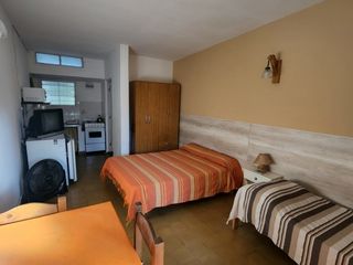 Foto 12 de VENTA COMPLEJO DE DEPARTAMENTOS CON AMPLIO PARQUE Y ASADORES  A METROS DEL RIO  EN SANTA ROSA DE CALAMUCHITA