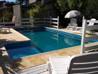 Foto 3 de HERMOSO COMPLEJO DE CABAÃAS SOBRE RUTA PISCINA VISTA A SIERRAS