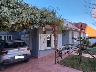 Foto 1 de VENTA - Casa 3 dormitorios - Santa Genoveva | Neuquén