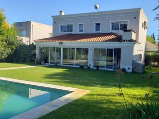 Foto 40 de Venta Casa c/Renta en San Francisco Villanueva Tigre