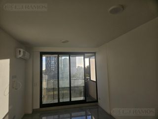 Foto 15 de DTO 2  amb a ESTRENAR. BRICKELL TIGRE