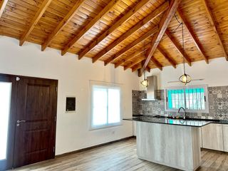 Foto 4 de CASA + CABAÑA CON 2 PISCINAS