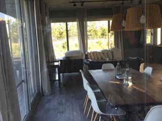 Foto 7 de Casa amoblada en alquiler, barrio San Benito, lote al río