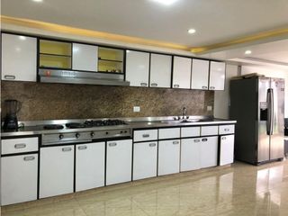 Foto 2 de VENDO HERMOSA CASA COLINA CAMPESTRE