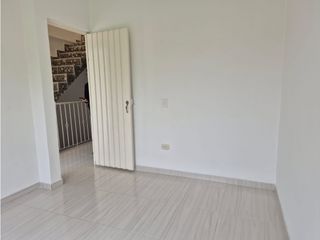 Foto 14 de Casa de 3 plantas en Chapinero Sur, Palmira - Valle del cauca