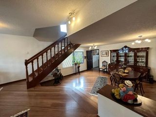 Foto 5 de Excelente casa esquinera Tumbaco, 350 mtrs implantada terreno 1000 mtrs