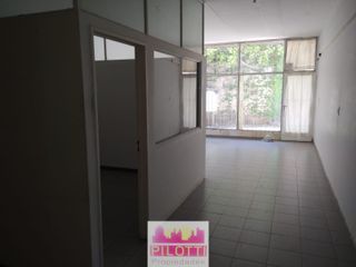 Foto 4 de Local comercial en alquiler ubicado en Centro