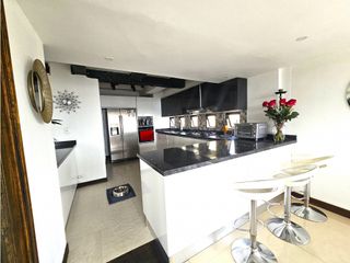 Foto 4 de ARRIENDO APARTAMENTO AMOBLADO EL PEÑON CALI