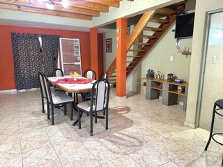 Foto 4 de CASA CENTRICA+ PISCINA