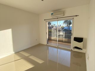 Foto 2 de Departamento  alquiler en Tigre