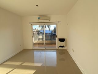 Foto 1 de Departamento  alquiler en Tigre