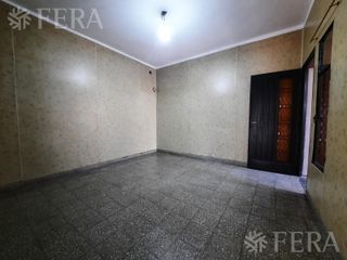 Foto 9 de Venta de PH 4 ambientes con patio en Don Bosco