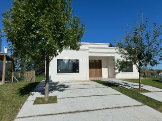 Foto 2 de Casa en Venta 3 dormitorios Escobar Barrio Cerrado una planta