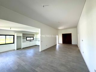 Foto 6 de Casa en Venta 3 dormitorios Escobar Barrio Cerrado una planta