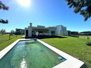 Foto 21 de Casa en Venta 3 dormitorios Escobar Barrio Cerrado una planta