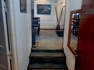 Foto 3 de Casa en alquiler - 8 Dormitorios 6 Baños - 257Mts2 - Mar del Plata