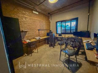 Foto 6 de Alquiler comercial- Casa estilo Worshop