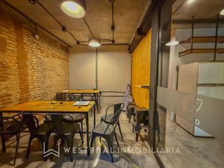 Foto 2 de Alquiler comercial- Casa estilo Worshop