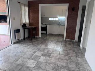 Foto 22 de Casa en alquiler permanente en Funes