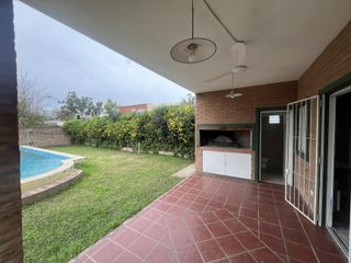 Foto 5 de Casa en alquiler permanente en Funes