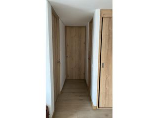 Foto 4 de Apartamento en venta en Loma del Indio El Poblado Medellín