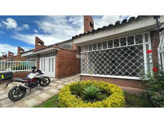 Foto 1 de Casa en arriendo - La Alhambra, Bogotá