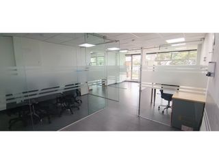 Foto 18 de Oficina comercial en VENTA zona industrial Cota