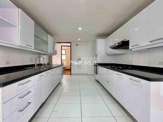 Foto 11 de Apartamento en arriendo ubicado en Las Colinas de Suba