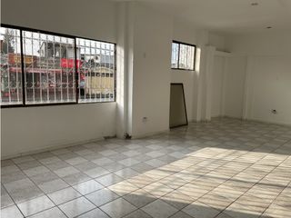 Foto 3 de SE AQLUILA OFICINA / LOCAL PLANTA BAJA ALBORADA 3ERA ETAPA (MARMIR)