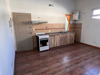 Foto 1 de ALQUILER DE DEPARTAMENTO EN Caseros
