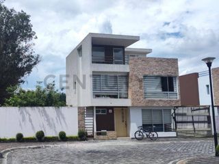 Foto 2 de VENDO CASA INDEPENDIENTE EN LOS CHILLOS