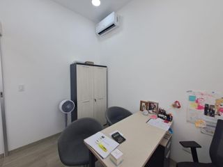 Foto 6 de Alquiler de oficina amoblada en vía a la costa