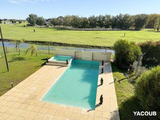 Foto 9 de Casa en venta - 5 Dormitorios 5 Baños - La Plata