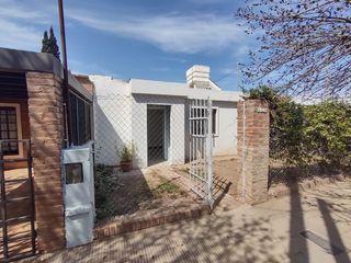 Foto 3 de ALQUILER DE CASA 2D AARON CASTELLANOS 2545  B MATIENZO  CORDOBA