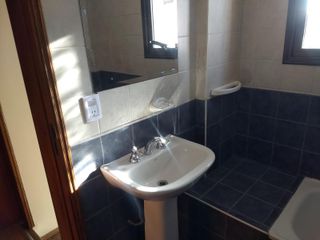 Foto 10 de Departamento- duplex  alquiler dos dormitorios con balcón terraza Nueva Córdoba