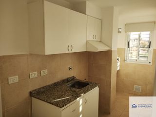 Foto 5 de Departamento en alquiler de 1 dormitorio c/ cochera en Maipú