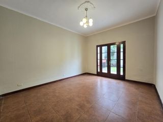 Foto 10 de ALQUILO CASA EN SAN ISIDRO