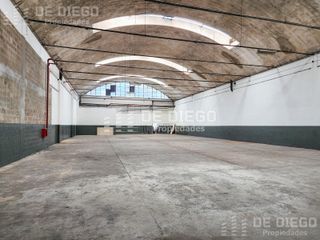 Foto 3 de Deposito en alquiler de 540 m2, dentro de predio con seguridad, Olivos