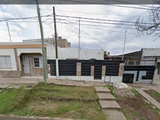 Foto 3 de Casa en  Ovidio Lagos a metros de Av. Almafuerte